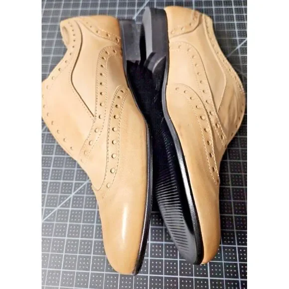 Massimo‎ Matteo Lucia Laceless Wing Tip oxford shoes Taupe 6 M